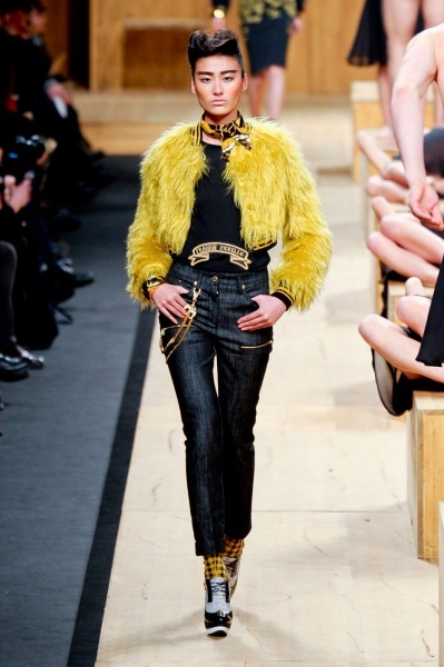 Frankie-Morello-RF11-9064_catwalk_slideshow.jpg