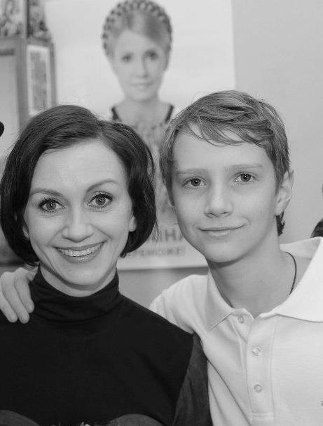 Відзнака за допомогу онкохворим дітям "Древо Життя" . Фото надані Риммою Зюбіною
