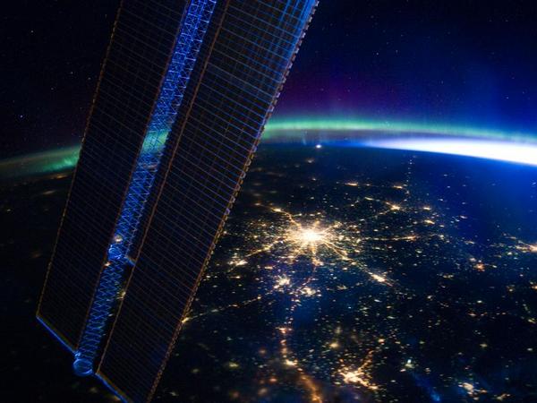 Фотографії космосу. Нічна Москва. Фото: nasa.gov Фотографії космосу. Нічна Москва.