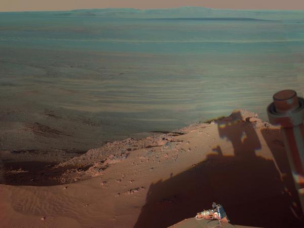 Фотографії космосу. Марсіанський кратер Індевор. Фото: NASA/JPL-Caltech/Cornell/Arizona State Univ. Фотографії космосу. Марсіанський кратер Індевор.