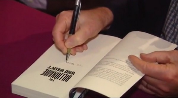 Незвичайні люди: Чак Фіні ― найскромніший мільярдер. Кадр із фільму «Secret Billionaire: The Chuck Feeney Story». Зображення: Youtube.com