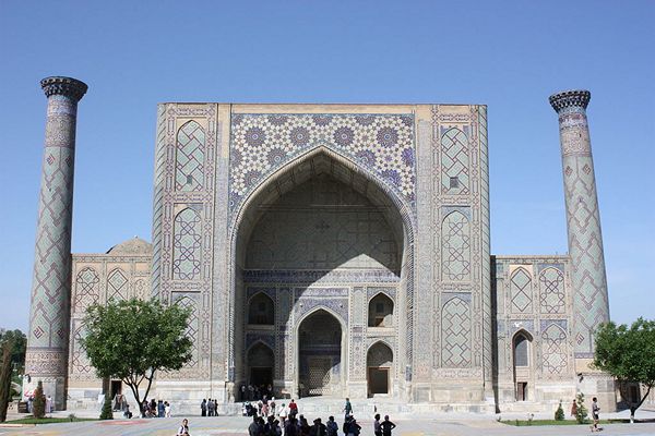 Медресе Улугбека. Фото: Arian Zwegers/wikimedia.org Медресе Улугбека. Фото: Arian Zwegers/wikimedia.org