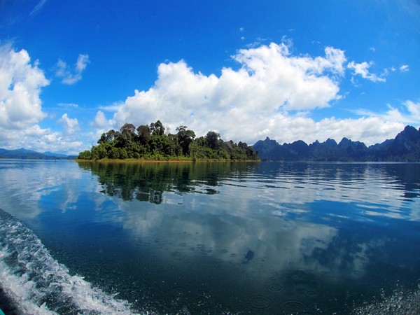 Національний парк Кхао-Сок. Фото: Ric Parker/blog.thailanddiveandsail.com