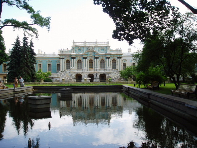 Достопримечательности Киева: Мариинский дворец. Фото: Steve Beaukiss/wikimedia.org