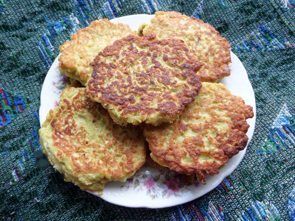 Котлеты из кабачков и овсянки Котлеты из кабачков и овсянки