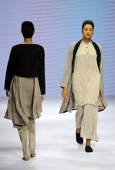 Південно-східна мода, Colombo Fashion Week, 12—13 березня 2015 р Південно-східна мода, Colombo Fashion Week, 12—13 березня 2015 р