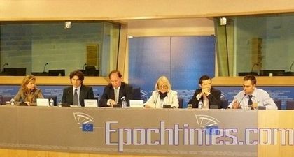 Члены Европарламента осудили EUTELSAT за прекращение трансляции программ NTDTV на Китай (фото)
