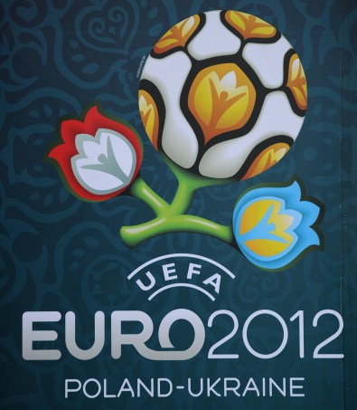 К Евро 2012 Украина на два месяца «откроет небо»
