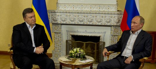 Янукович зустрівся з Путіним у його резиденції в Росії