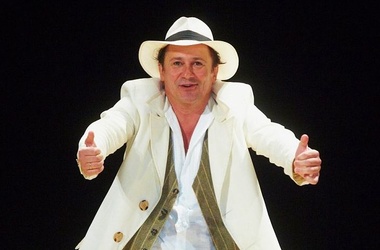 420568421d42758aa656c735d839ba0f