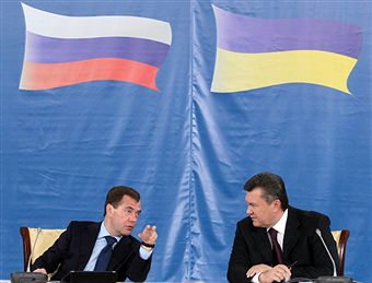 Янукович спростував інформацію про остаточні газові переговори