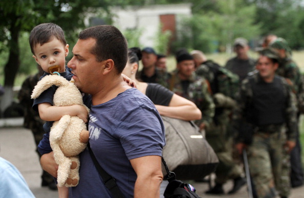 РНБО вирішить питання щодо введення воєнного стану на Донбасі