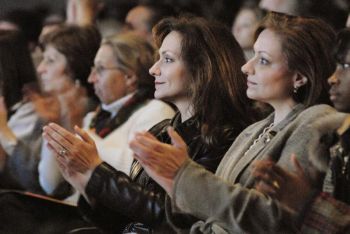 Shen Yun начинает турне-2010 в историческом городе
