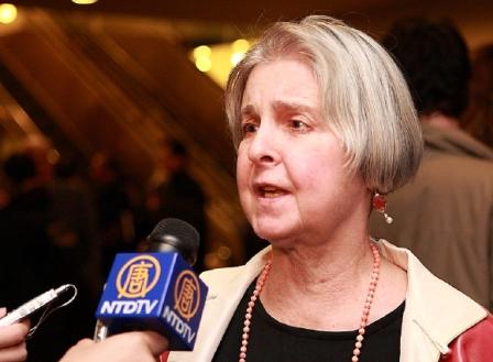 Преподаватель танцев, профессор из Торонто о DPA: «Очаровательные танцы, потрясающие декорации, ошеломительные костюмы»