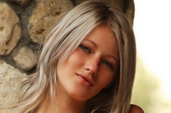 Жертву депутата Романа Ландика и ее родственников взяли под охрану