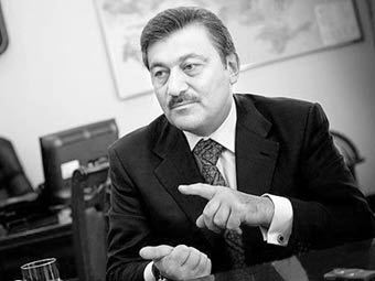 Умер премьер-министр Крыма Василий Джарты
