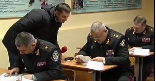 Напередодні Євро-2012 українські генерали повинні вивчити іноземну мову