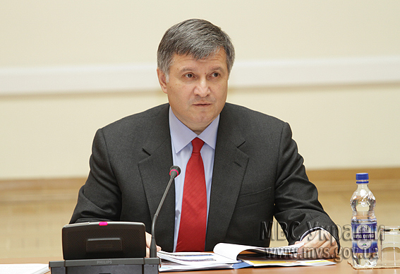 Хто відповідальний за вбивства на Майдані