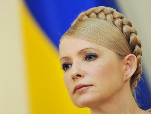 Тисячі прихильників і противників Тимошенко зібралися біля Харківського суду