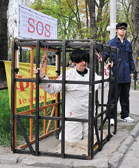 В День против пыток покажут их инсценировки