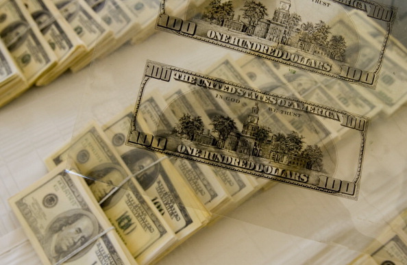 Швейцарія надала США зашифровані дані 11 банків