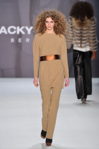 Показ коллекции Blacky Dress на Неделе моды Mercedes Benz в Берлине
