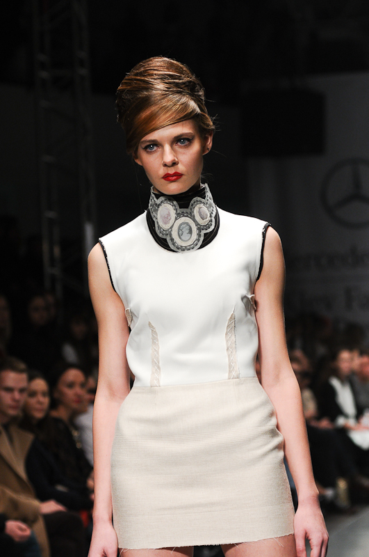 Женственные силуэты Автандила на Mercedes-Benz Kiev Fashion Days