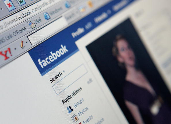 Facebook предоставляет правительствам персональные данные пользователей