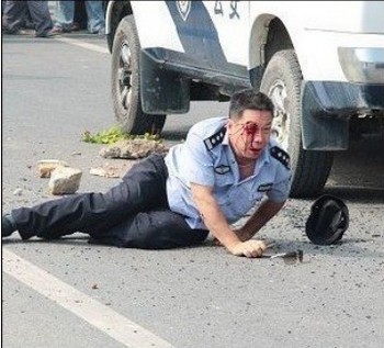 Кровавый протест произошёл на юге Китая. Фотообзор