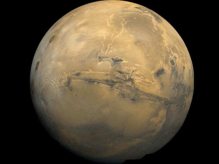 Космический апрель 2014: лунное затмение, Марс и метеорный дождь