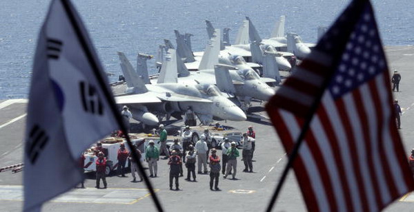Южная Корея и США проводят совместные военные учения. Фоторепортаж