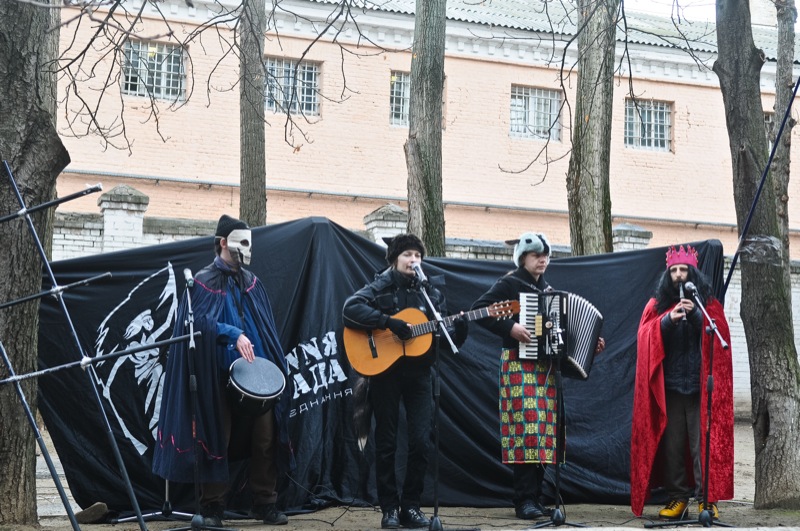 На честь Луценко біля Лук’янівського СІЗО провели вертеп