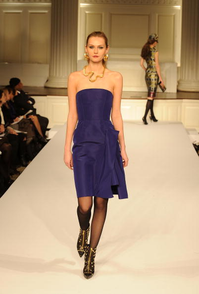 Фотообзор: Прогноз на осень 2009 от Oscar De La Renta