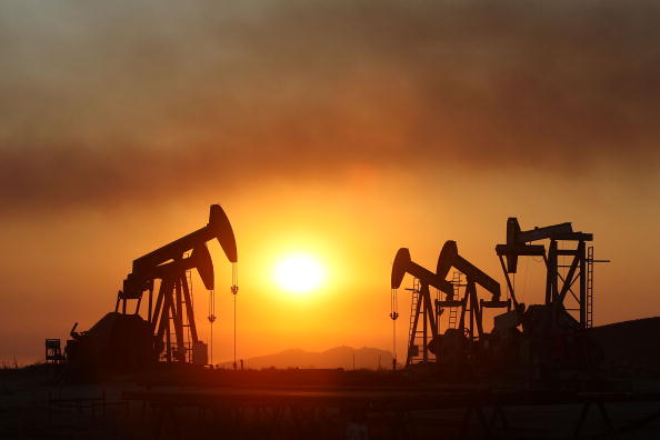Нефть марки WTI стоит уже меньше 50 долларов за баррель