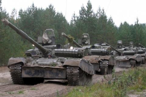 Часть войск возвращается в Россию, но прибывают новые танки— Тымчук