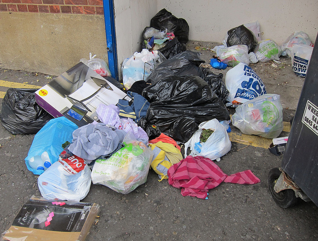 5951923395_614e2dd11d_z