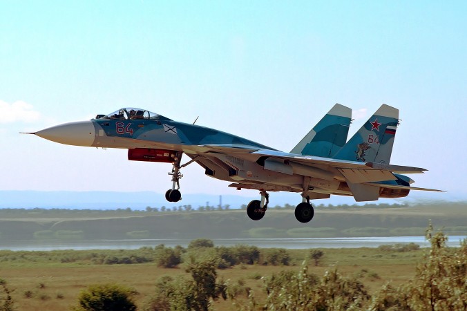 sukhoi_su-33_in_2010_6-676x450