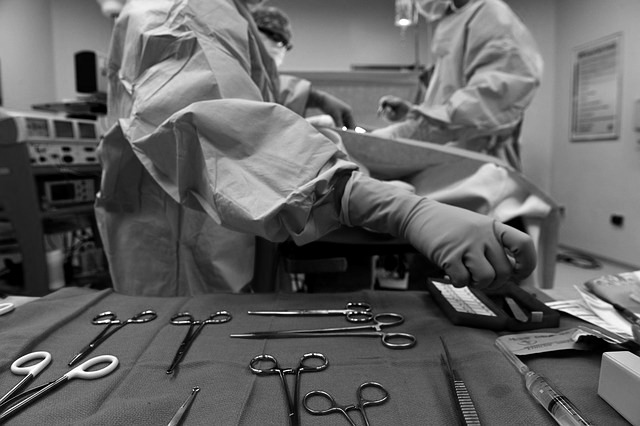 surgery-688380_640
