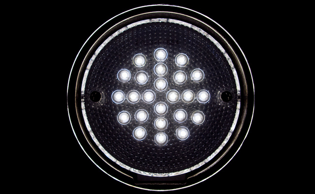 1_led