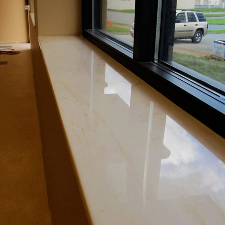 2_mramornyy_podokonnik