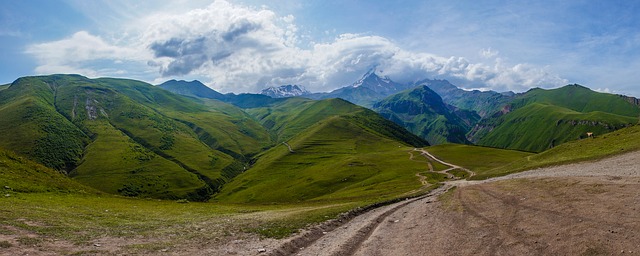горы грузии