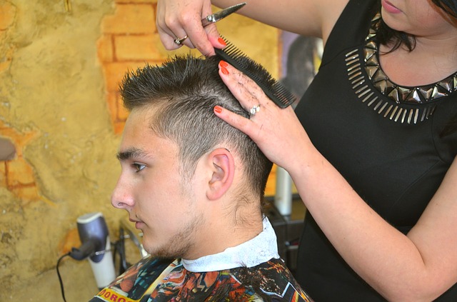 beauty-salon-2521943_640