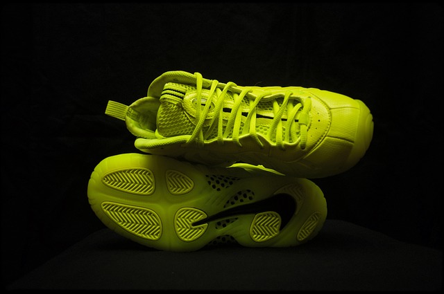 кросівки nike