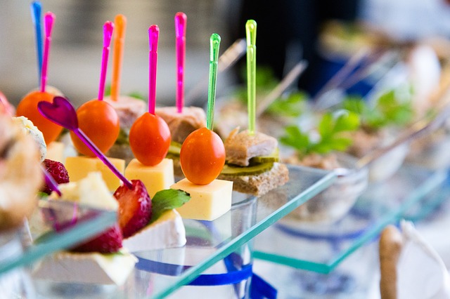 canapes-2910498_640