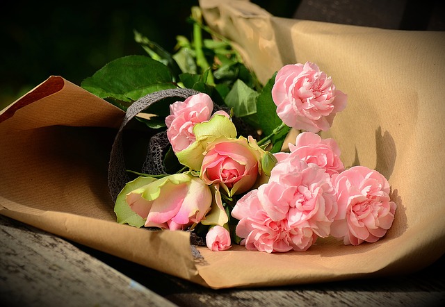 bouquet-1463384_640