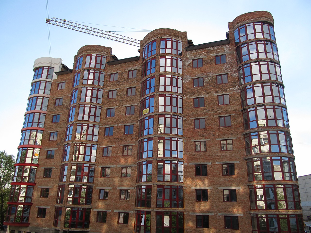 the-new-building-3381256_1280