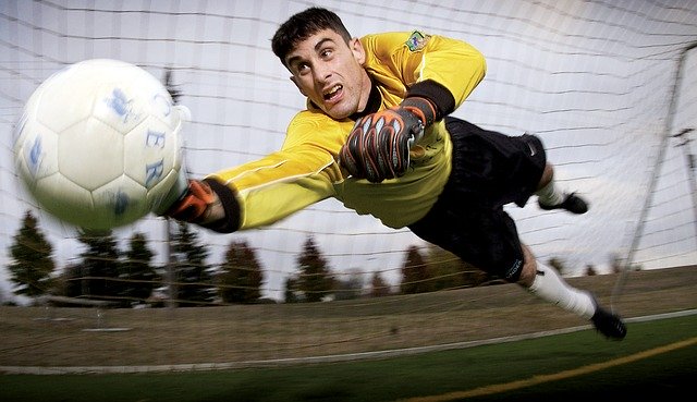soccer-673599_640