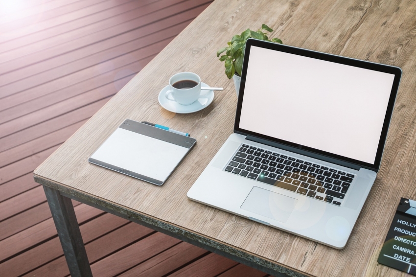 дисплей для macbook
