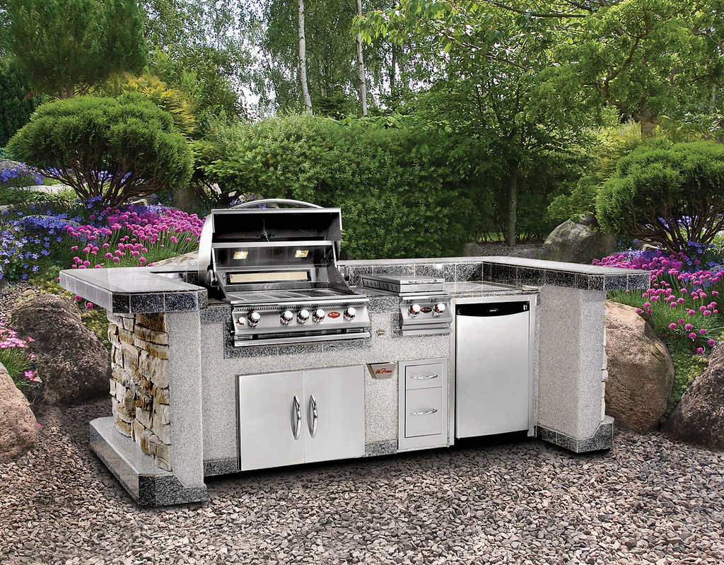 modular-outdoor-kitchen-kits-1