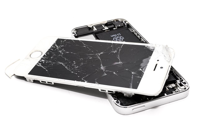 Что стоит знать о ремонте техники Apple её владельцу